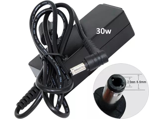 Cargador compatible para port&aacute;til ACER / ASUS / TOSHIBA 30W 19V 1.58A 5.5x2.5 mm Dayma