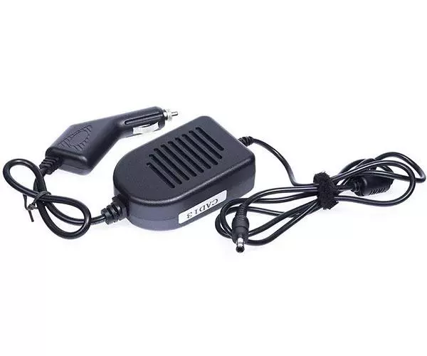 Cargador de coche-mechero para port&aacute;til Samsung 60W 19V 3.16A 5.5 mm x 3.0 mm GREENCELL / CAD13/ DESCATALOGADO