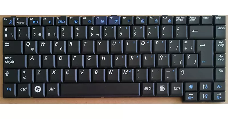 Teclado compatible para port&aacute;til SAMSUNG r510 / r60 / r70 / r560 / p510 negro